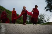 HÒA NHẬP THIỀN VỚI HÀNH ĐỘNG - SOGYAL RINPOCHE – BẢN CHẤT CỦA TÂM