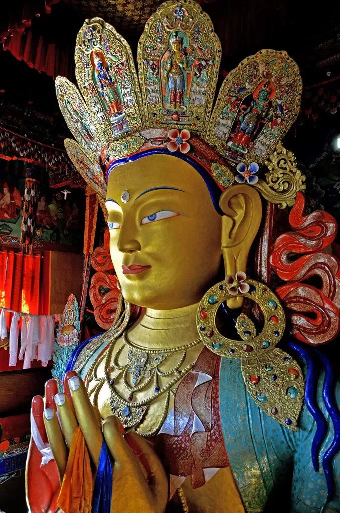 Tình Yêu Thương Phổ Khắp: Phương pháp yoga của Đức Di Lặc - Lama Yeshe